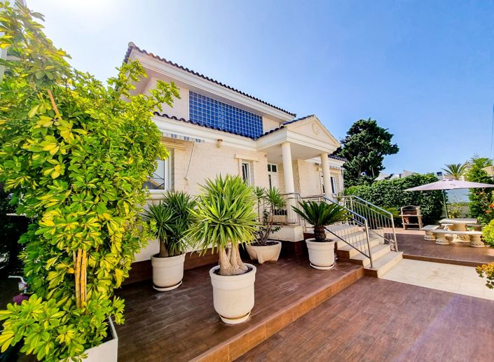 Image No.4-5 Bed Villa for sale
