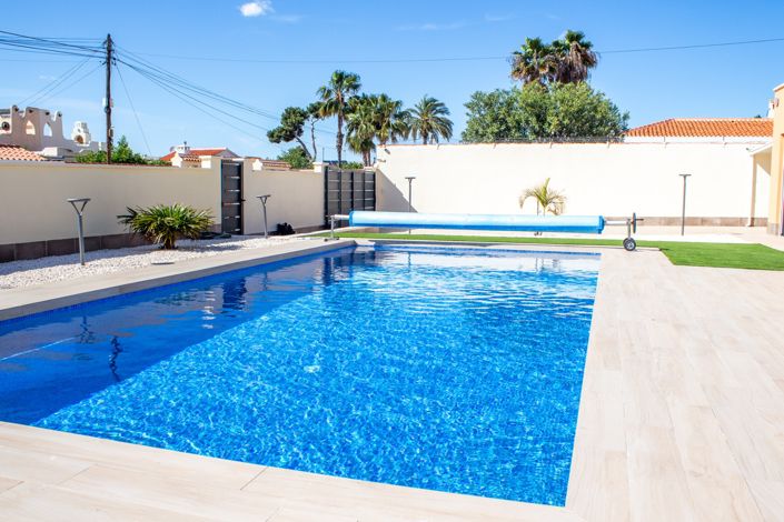 Image No.7-4 Bed Townhouse for sale