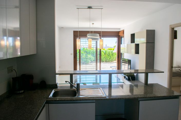 Image No.5-2 Bed Apartment for sale