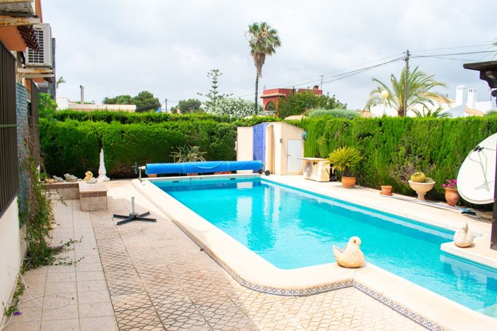 Image No.15-3 Bed Villa for sale