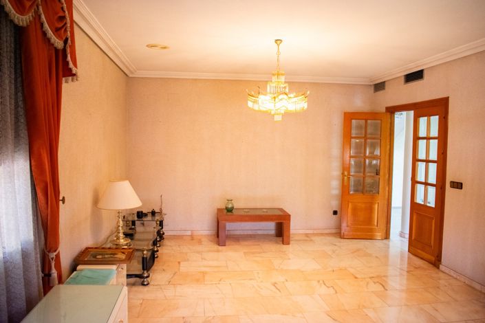 Image No.13-5 Bed Villa for sale