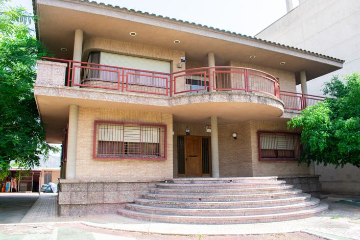 Image No.3-5 Bed Villa for sale