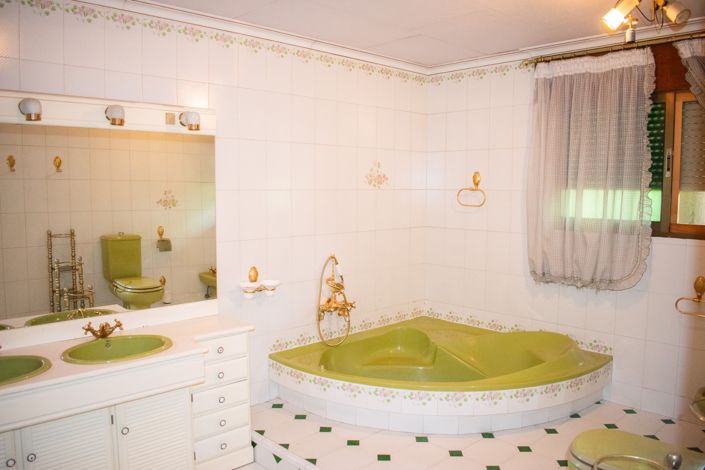 Image No.44-5 Bed Villa for sale