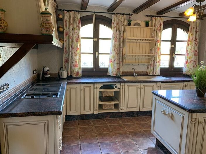 Image No.13-6 Bed Villa for sale