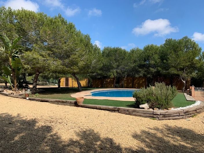 Image No.40-6 Bed Villa for sale