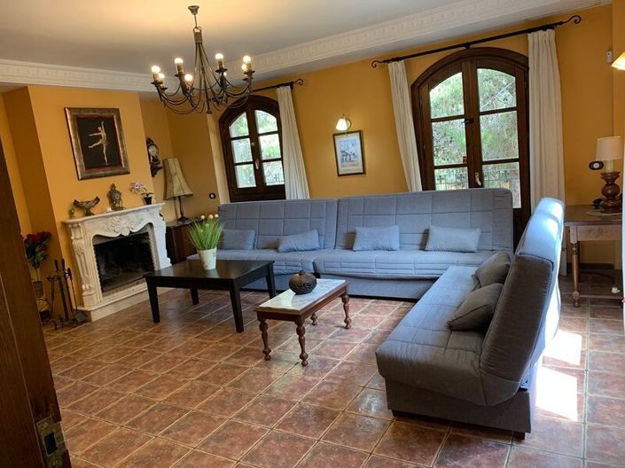 Image No.7-6 Bed Villa for sale