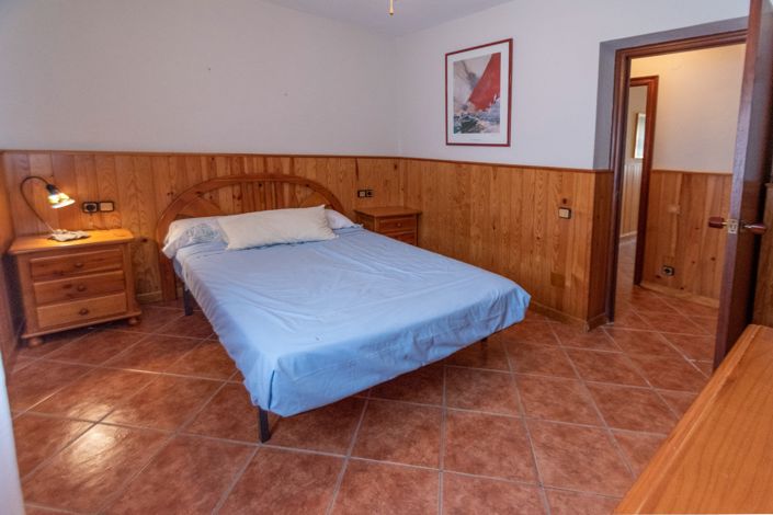 Image No.33-5 Bed Villa for sale