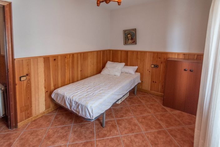 Image No.37-5 Bed Villa for sale