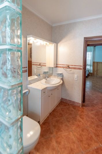 Image No.47-5 Bed Villa for sale