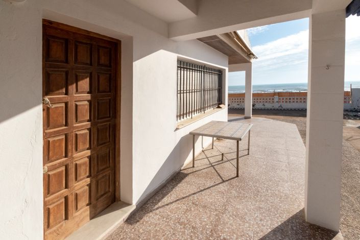 Image No.8-5 Bed Villa for sale
