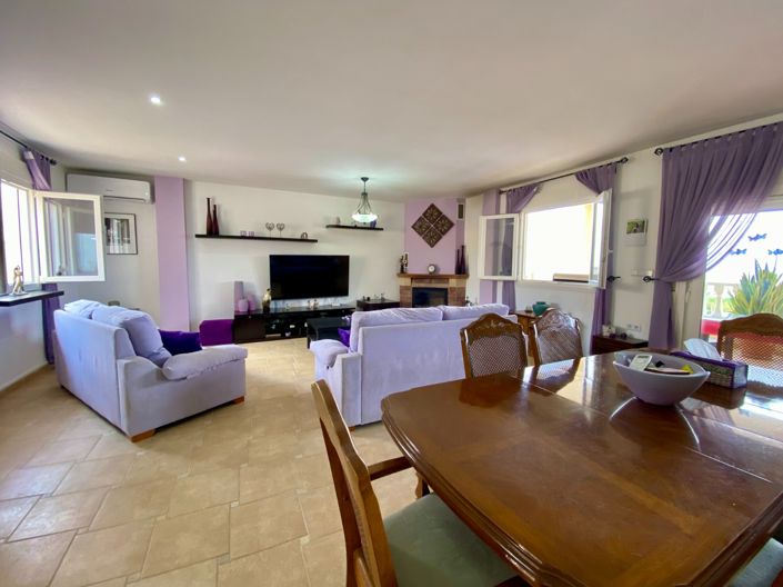 Image No.18-3 Bed Villa for sale