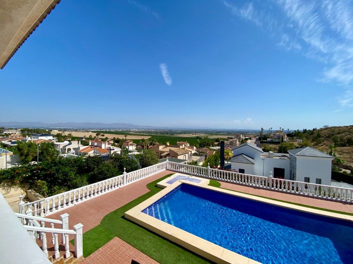 Image No.7-3 Bed Villa for sale