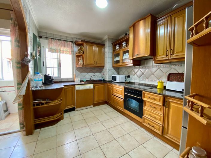 Image No.13-3 Bed Apartment for sale