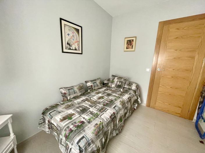 Image No.22-3 Bed Apartment for sale