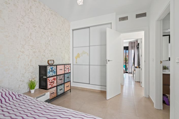 Image No.22-3 Bed Townhouse for sale