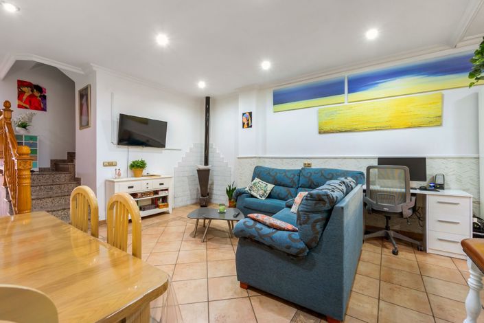 Image No.3-3 Bed Townhouse for sale