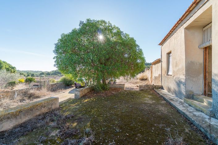 Image No.8-3 Bed Property for sale
