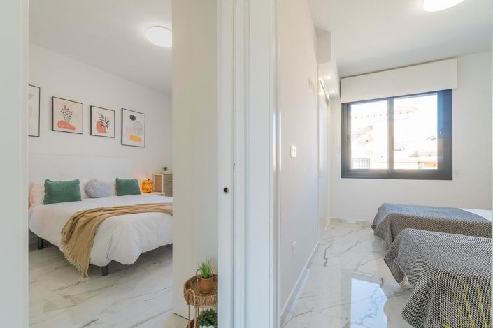 Image No.28-2 Bed Apartment for sale