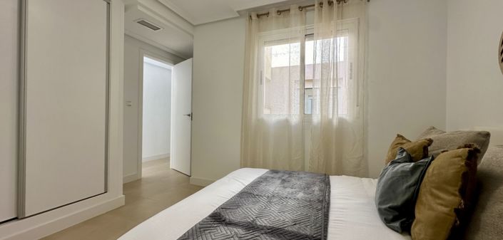 Image No.31-3 Bed Apartment for sale
