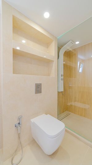 Image No.18-6 Bed Villa for sale