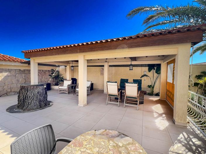 Image No.8-5 Bed Villa for sale