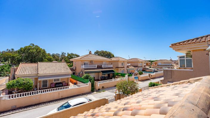 Image No.4-2 Bed Villa for sale