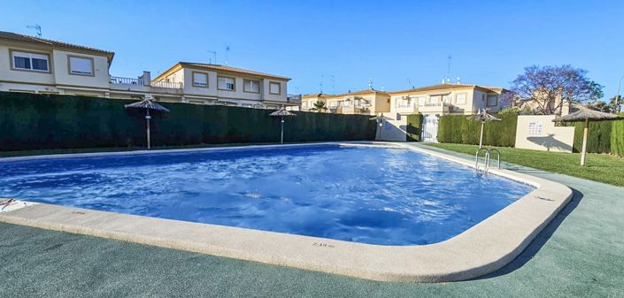 Image No.3-Bungalow de 2 chambres à vendre à Orihuela Costa