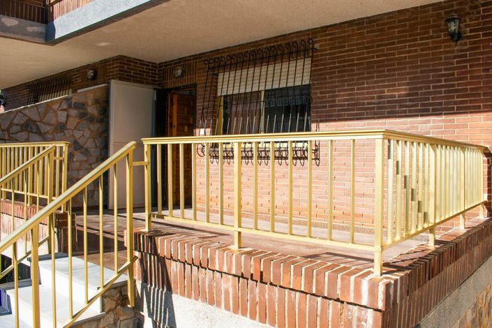 Image No.4-5 Bed Townhouse for sale