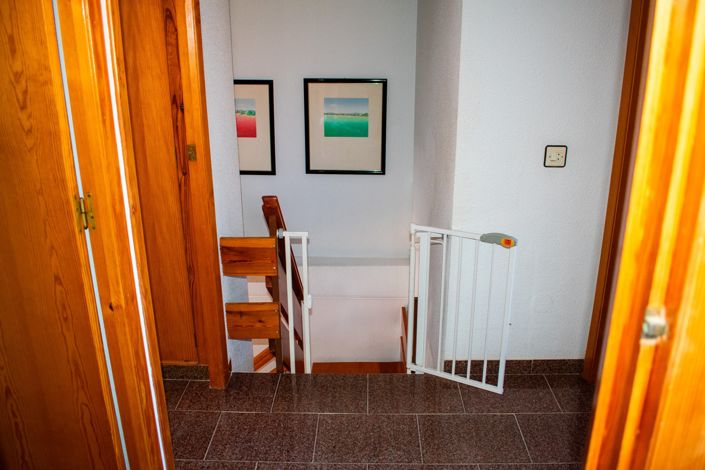 Image No.33-5 Bed Townhouse for sale