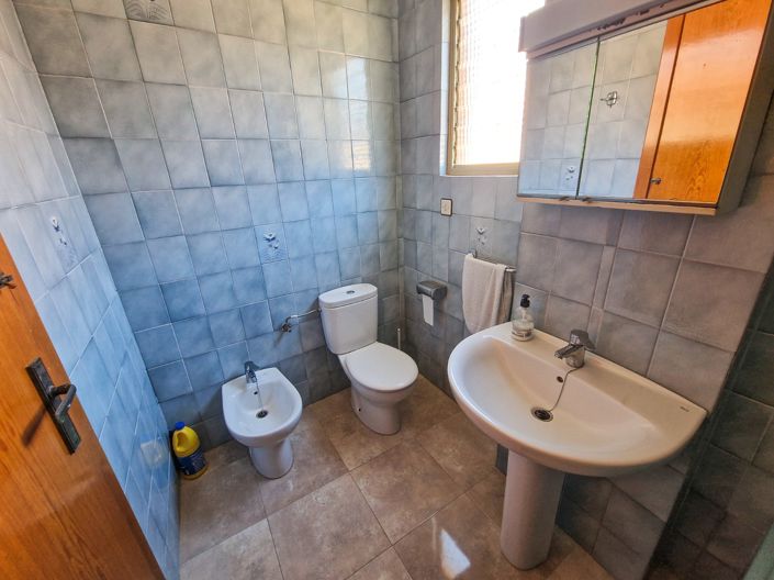Image No.34-5 Bed Townhouse for sale