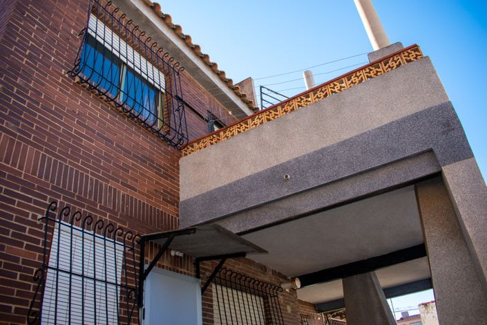 Image No.49-5 Bed Townhouse for sale