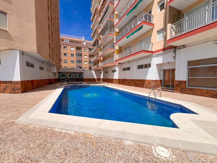 Image No.26-4 Bed Apartment for sale
