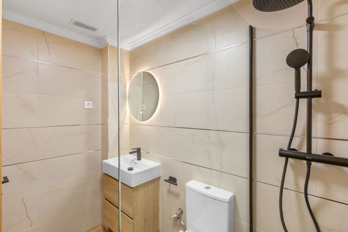 Image No.18-2 Bed Apartment for sale