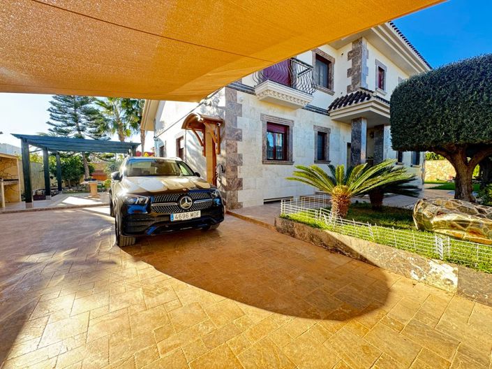 Image No.7-Villa de 4 chambres à vendre à Cabo Roig
