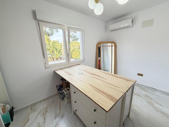 Image No.29-6 Bed Villa for sale