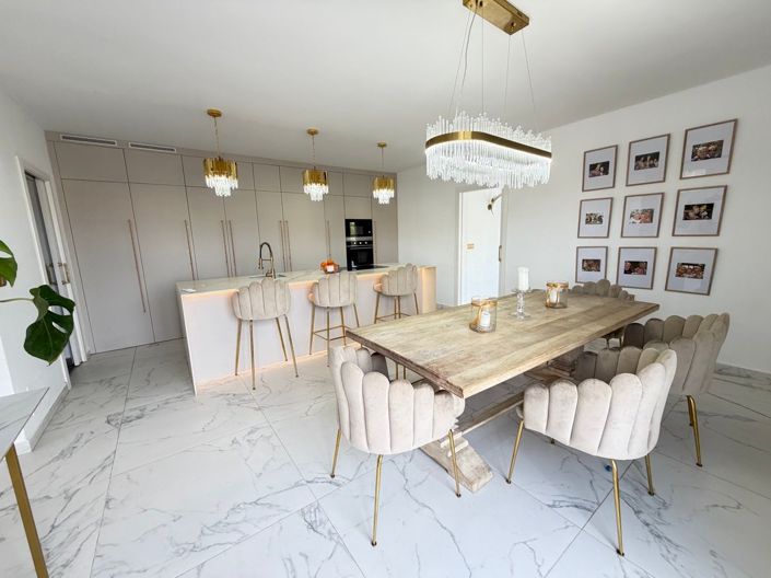 Image No.5-6 Bed Villa for sale
