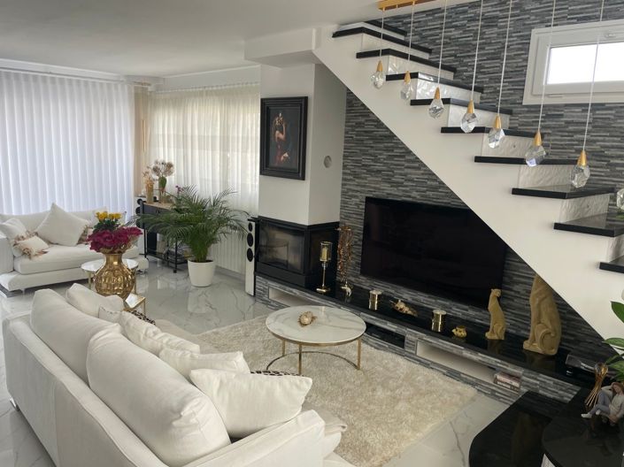 Image No.5-4 Bed Villa for sale