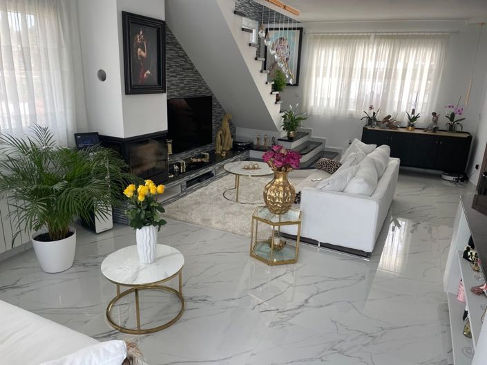 Image No.6-4 Bed Villa for sale