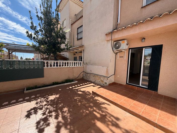 Image No.22-2 Bed Townhouse for sale