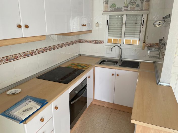 Image No.5-2 Bed Townhouse for sale
