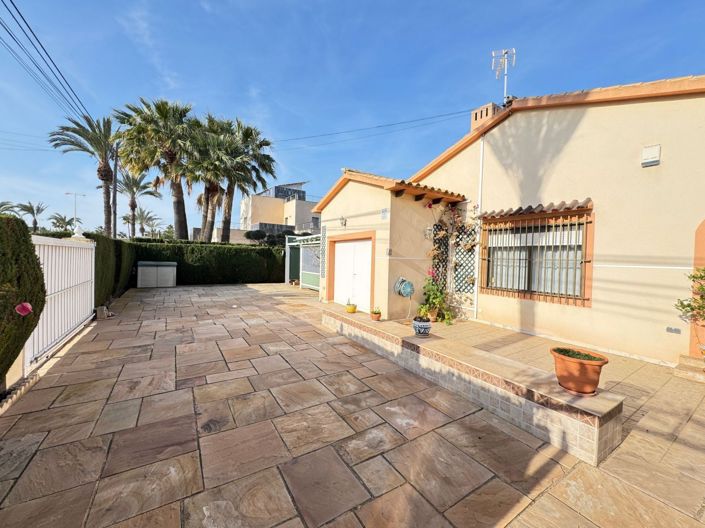 Image No.22-Villa de 3 chambres à vendre à Cabo Roig