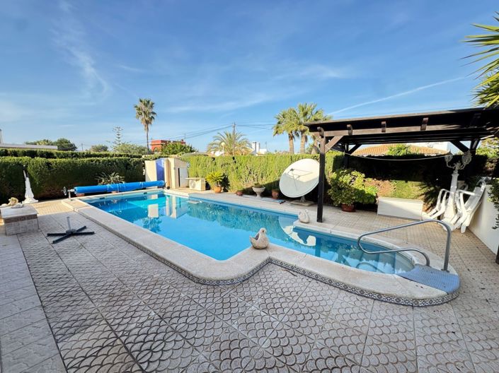 Image No.29-3 Bed Villa for sale