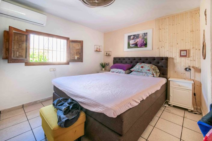 Image No.17-4 Bed Villa for sale