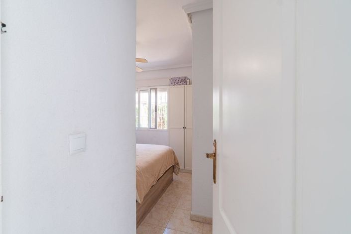 Image No.19-3 Bed Townhouse for sale