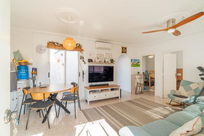 Image No.3-3 Bed Townhouse for sale