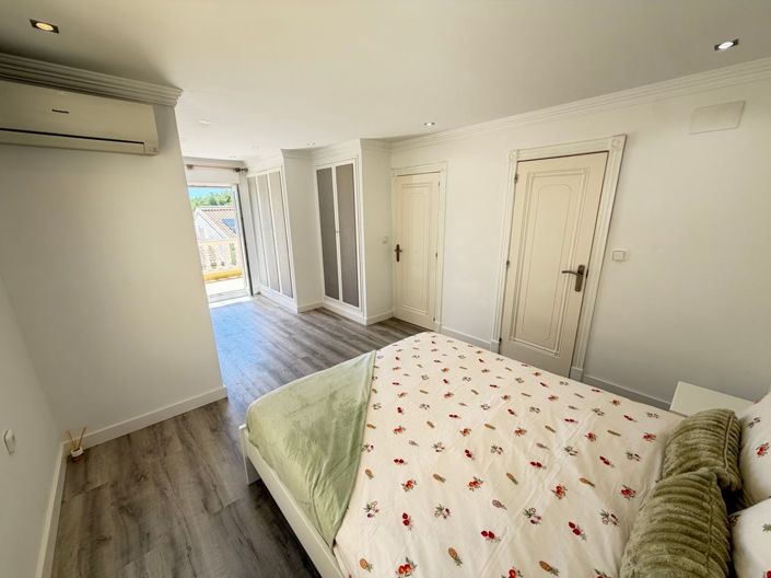 Image No.23-4 Bed Villa for sale
