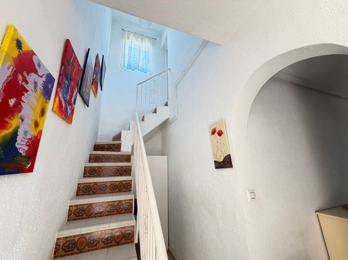 Image No.13-3 Bed Townhouse for sale