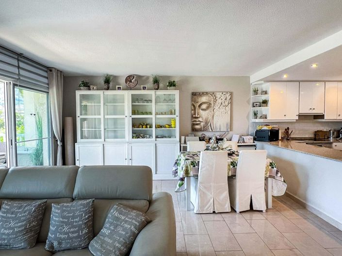 Image No.14-3 Bed Apartment for sale