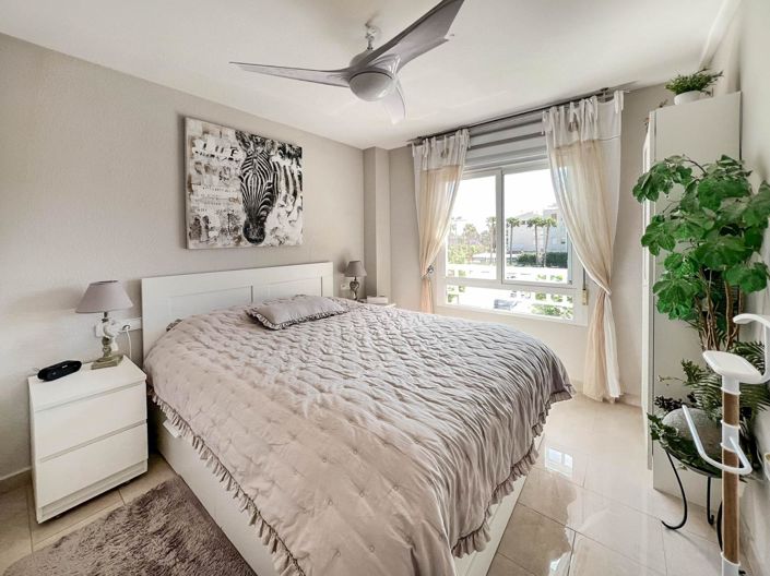 Image No.21-3 Bed Apartment for sale