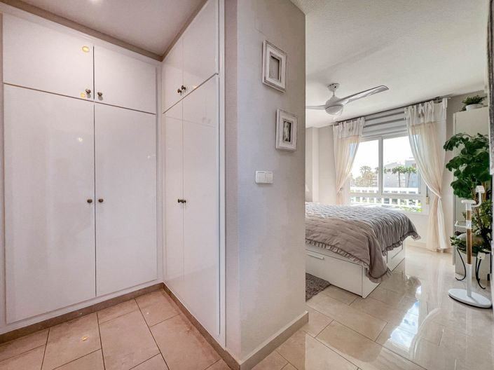 Image No.23-3 Bed Apartment for sale